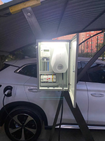 Elektromobillarga zaryadka qurilmasini o‘rnatish xizmati